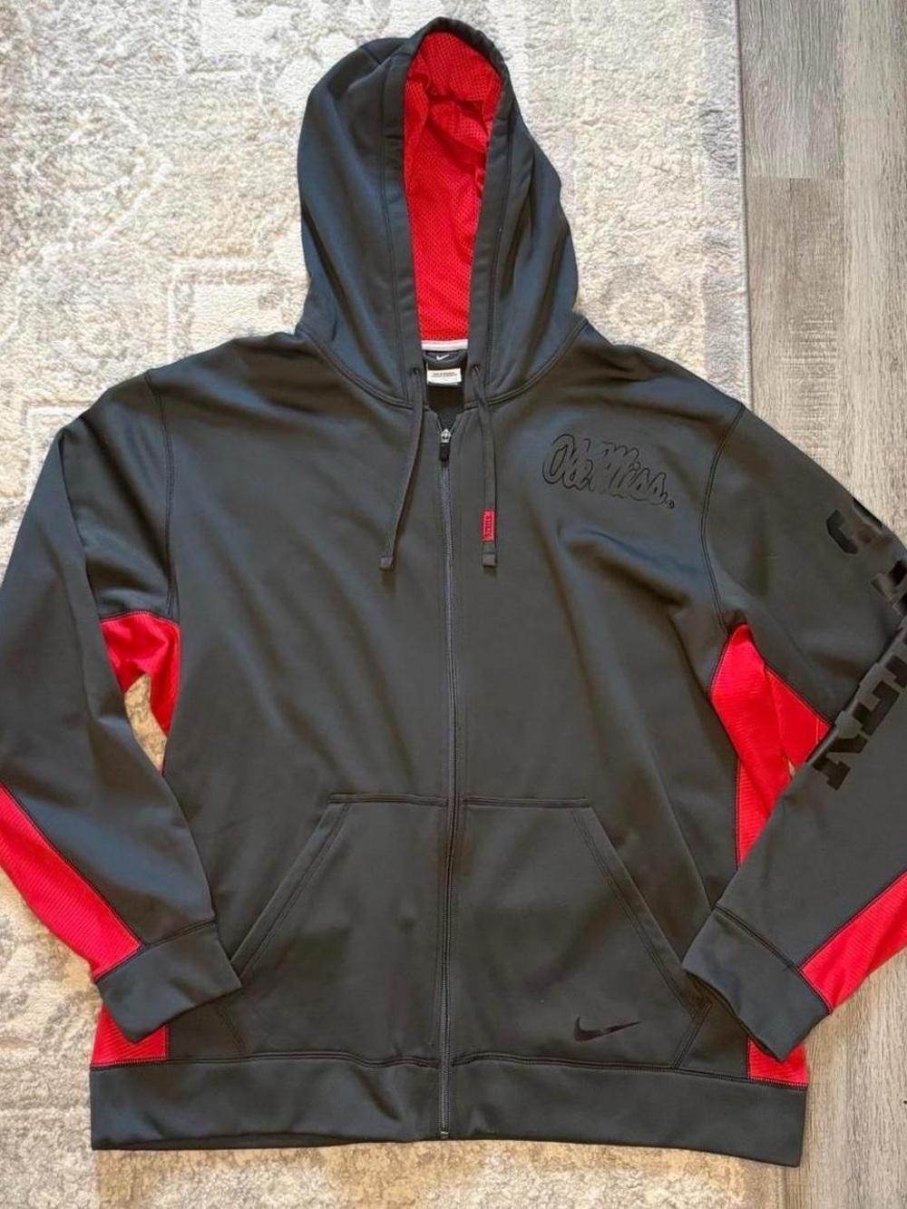 Nike Ole Miss Rebels gray red zip up therma-fit hoodie XXL - sporty football fan